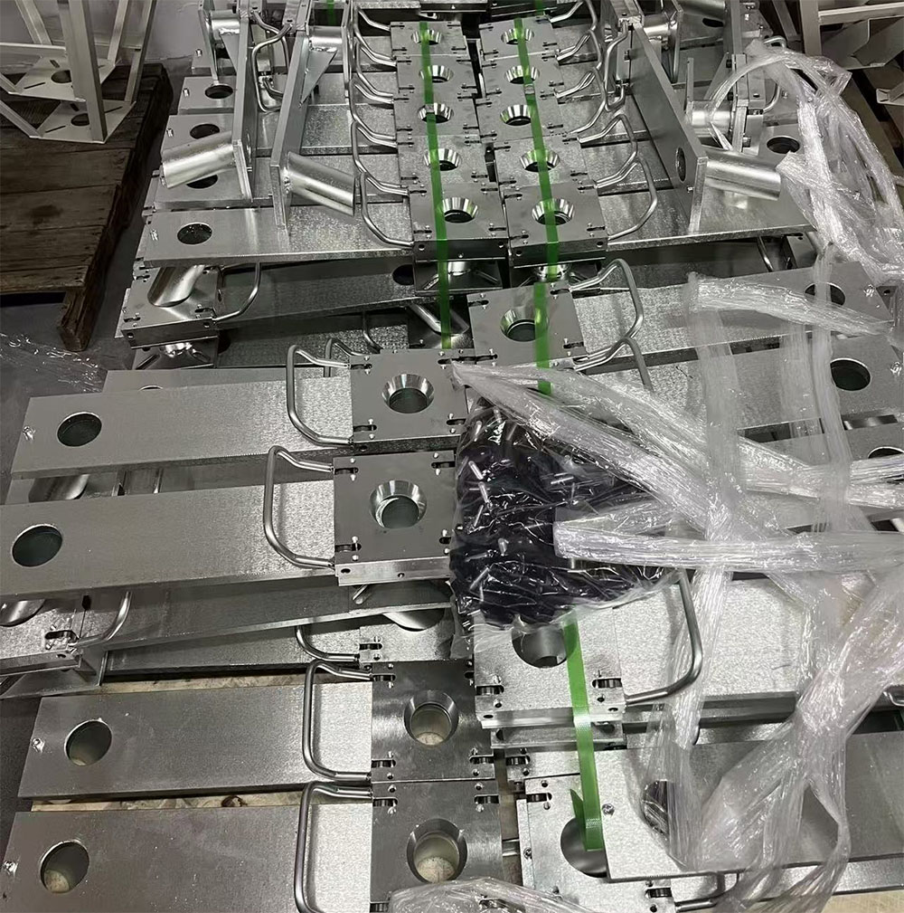 DGMF Mold Clamps Co., Ltd - New Style Hopper Slide Valves Gate Storage